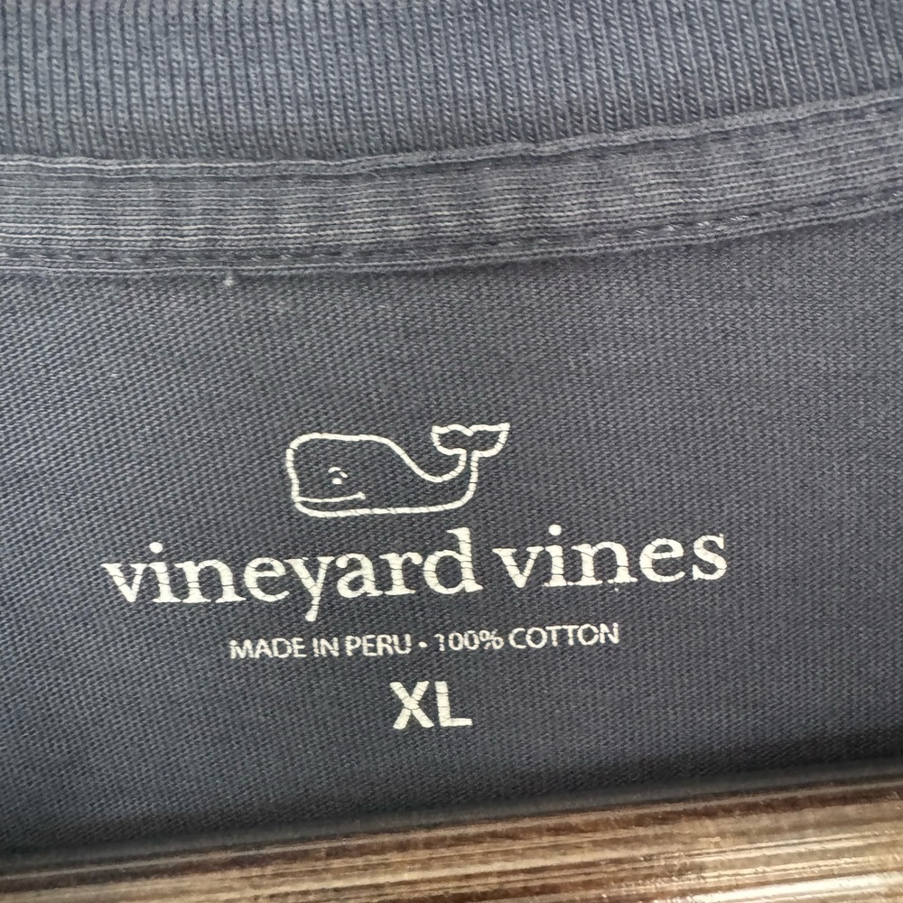 Vineyard Vines Men's Dark Blue Long Sleeve Tee - Picture 3 of 4